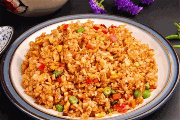 囧多多炒饭加盟