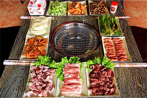 清月里地摊烤肉