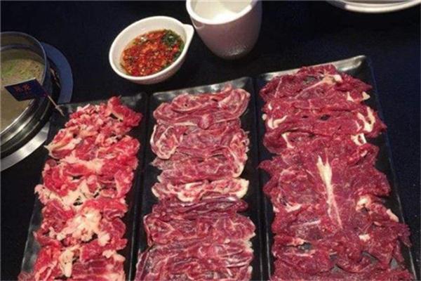 牛牛牛潮汕鲜牛肉火锅