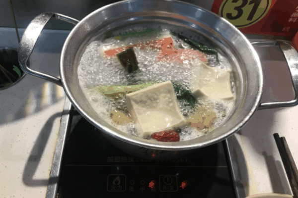 九玺炉旋转小火锅青岛