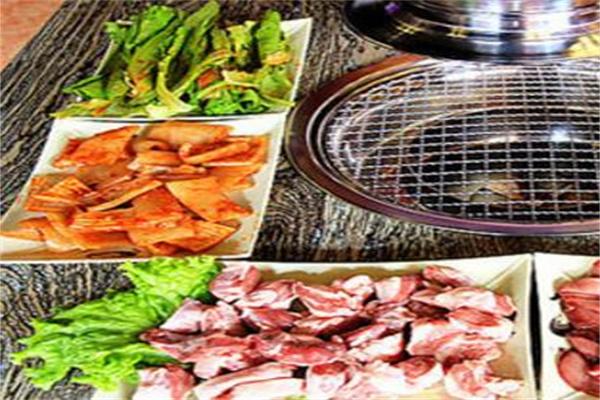 清月里地摊烤肉