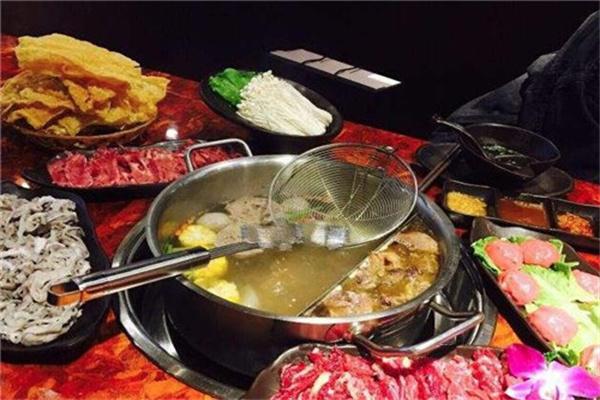 牛牛牛潮汕鲜牛肉火锅
