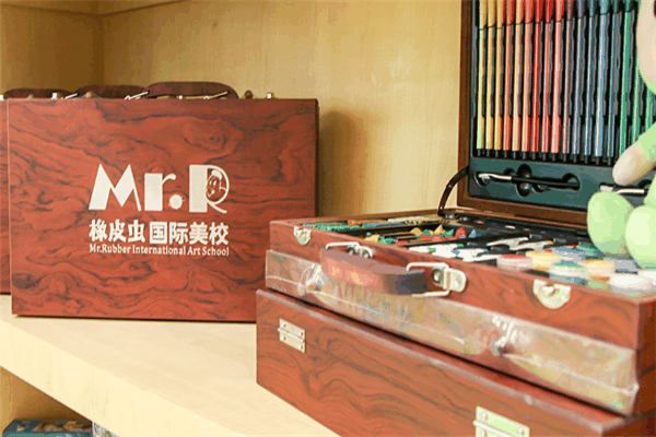 橡皮虫少儿美术