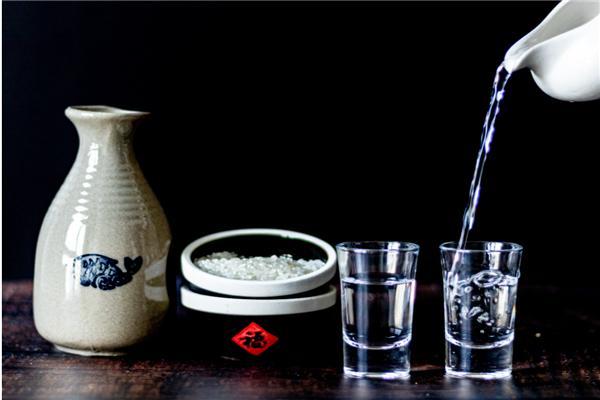 林喜白酒