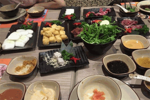 渔惑山水涮锅加盟