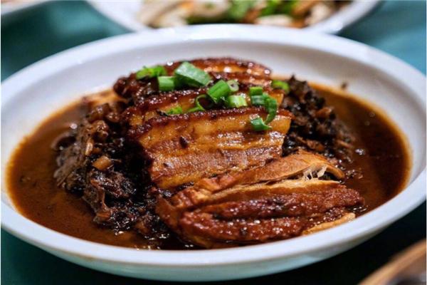 聚创餐饮