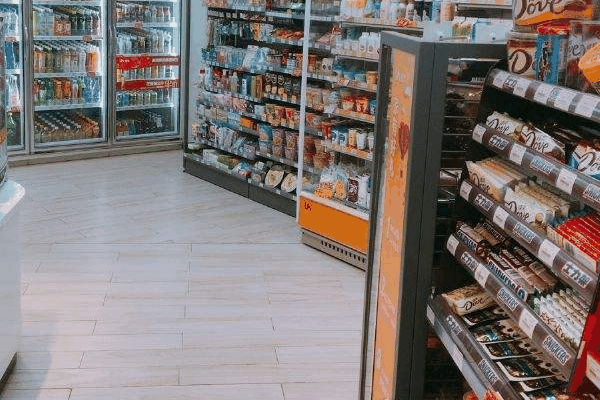 六加一便利店