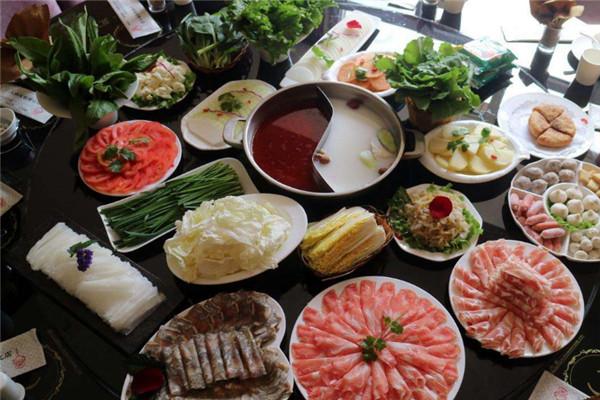 小尾羊火锅店加盟