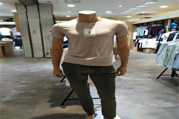 玛初男装加盟