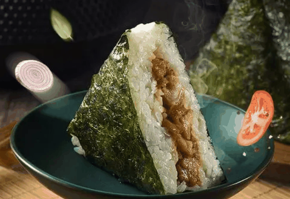 三角饭团
