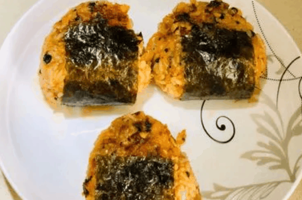 三角饭团