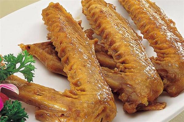 辣心窝卤味加盟
