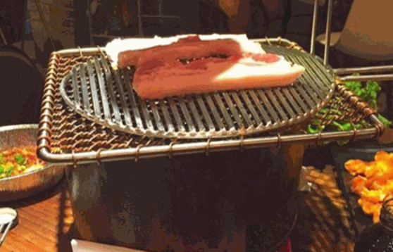 原始泥炉烤肉