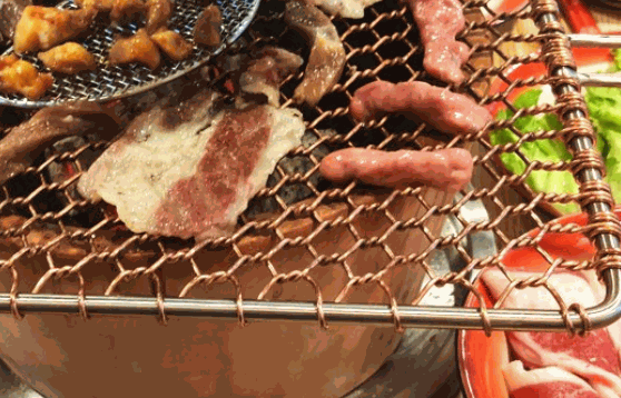 原始泥炉烤肉