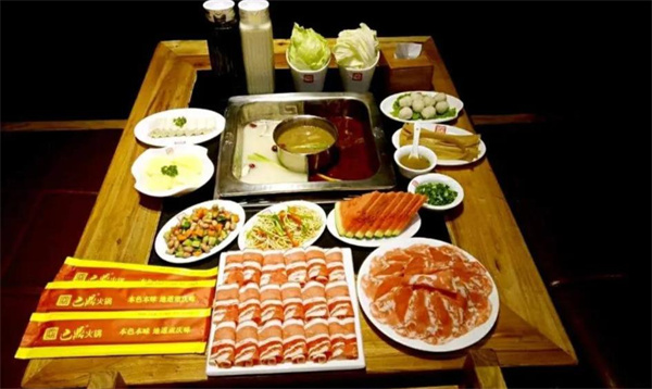 汉釜宫石锅拌饭