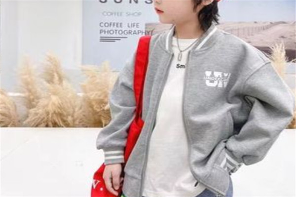 大e小e童装加盟