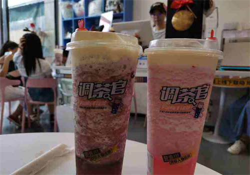 调茶官名侦探手摇茶
