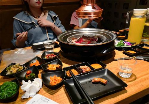 韩道黑牛炭火烤肉