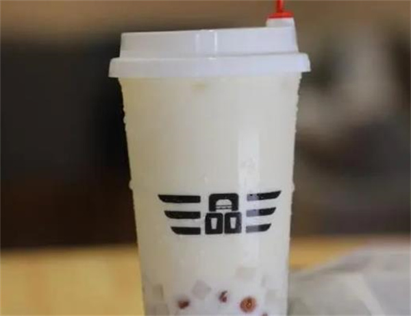 三品奶茶