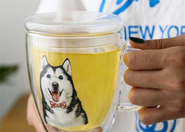二哈奶茶