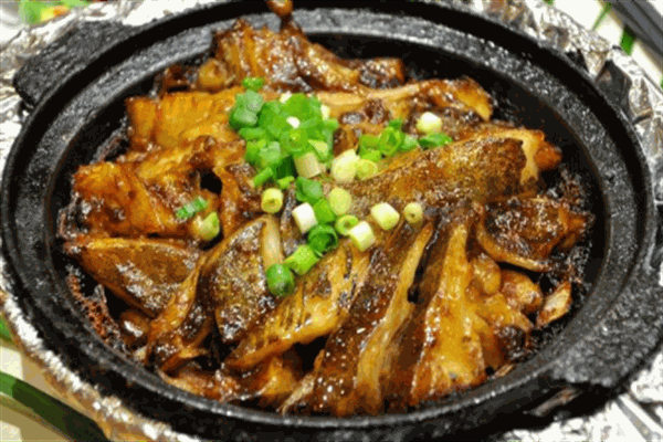 马路牙子碟鱼头加盟