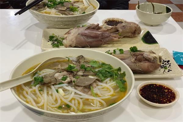 美记羊肉粉加盟