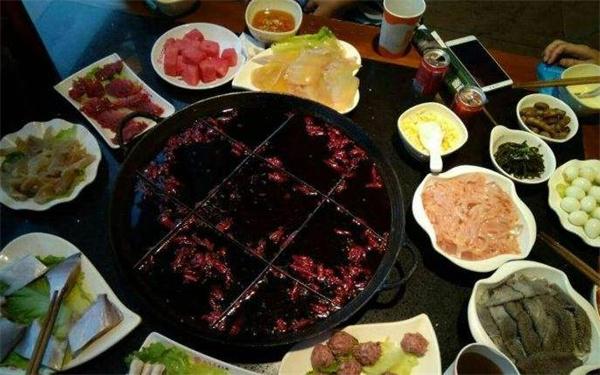 三元牛肉火锅城