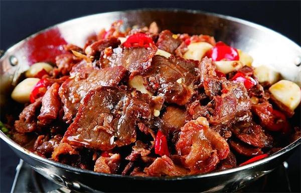 蕾侠秘制驴肉鲜锅