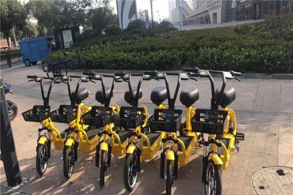 喵走共享电动车