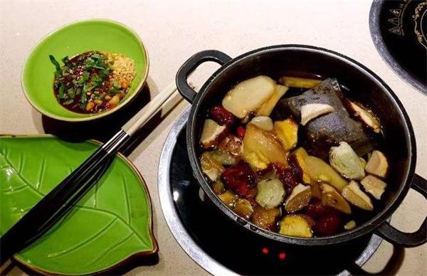 一叶一世界素食火锅