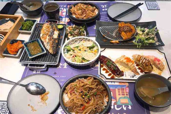 黑眼熊料理食堂