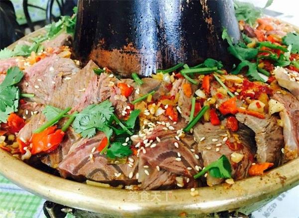 蕾侠秘制驴肉鲜锅