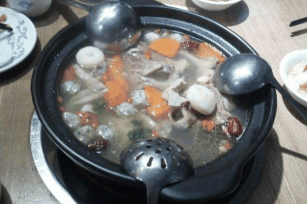 康妈妈钙骨特色火锅