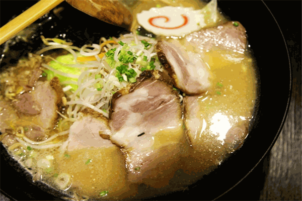 鸣人拉面屋加盟