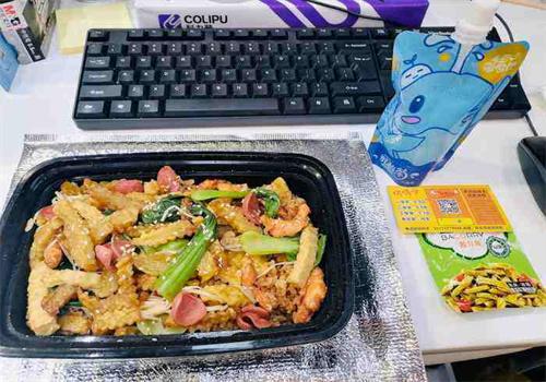 偶遇饭先生干锅焖饭