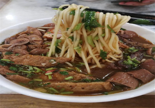 镁都羊杂面