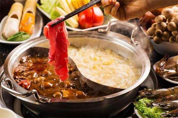 马辣麻辣火锅