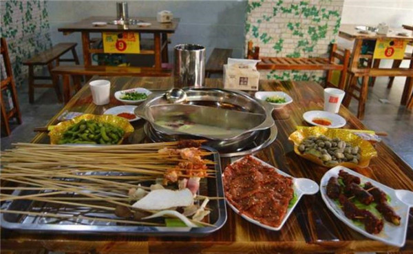 馋嘴猫冷锅串串