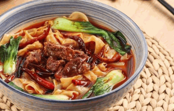 红焖王牛肉板面