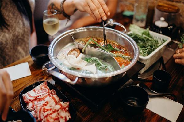特色火锅连锁店