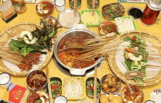 串串爱麻辣烫