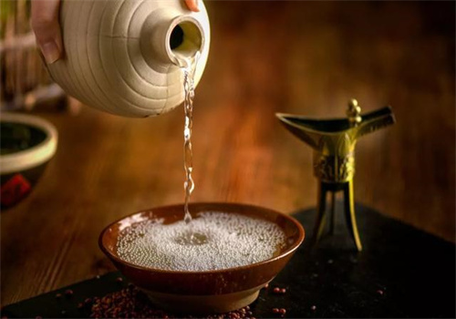金茅古酒