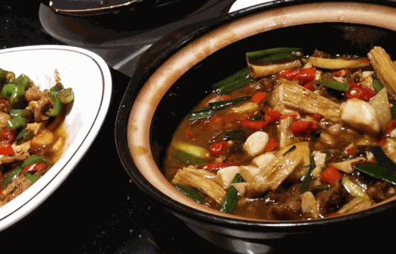 饭菜真湘费多少钱?