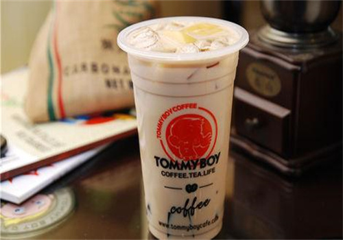 汤米男孩奶茶