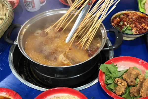 三年二班串串香火锅