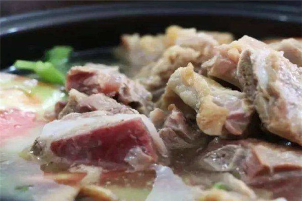 喇喇排骨火锅