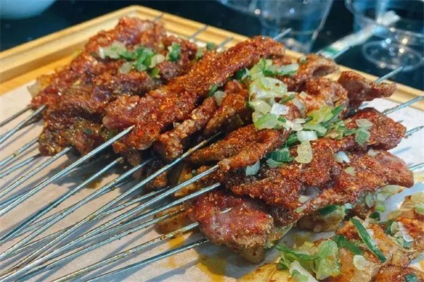 鲁班烧烤