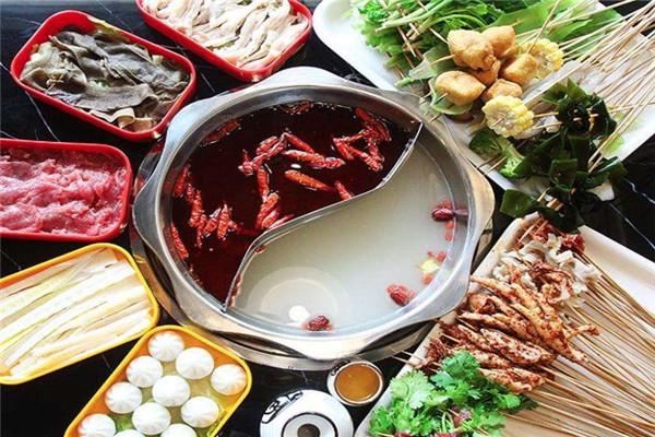 上上签老成都砂锅串串香火锅