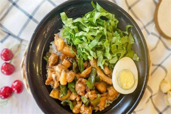 煲师兄煲仔饭加盟