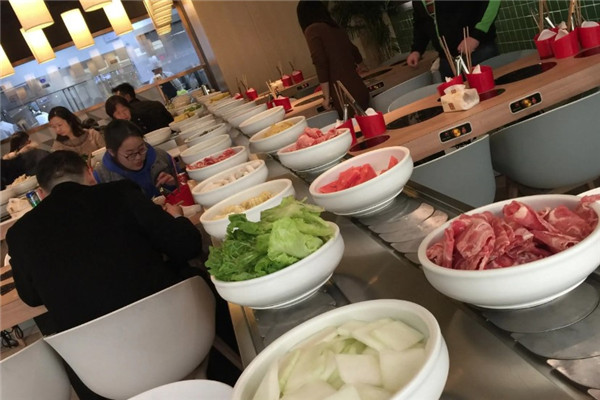 小馋熊旋转自助小火锅